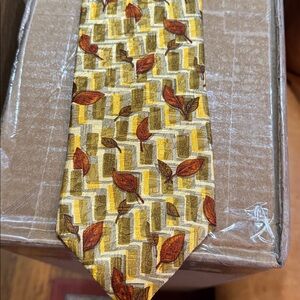 Ermenegildo Zegna Gold and Brown Leaf Pattern Tie
